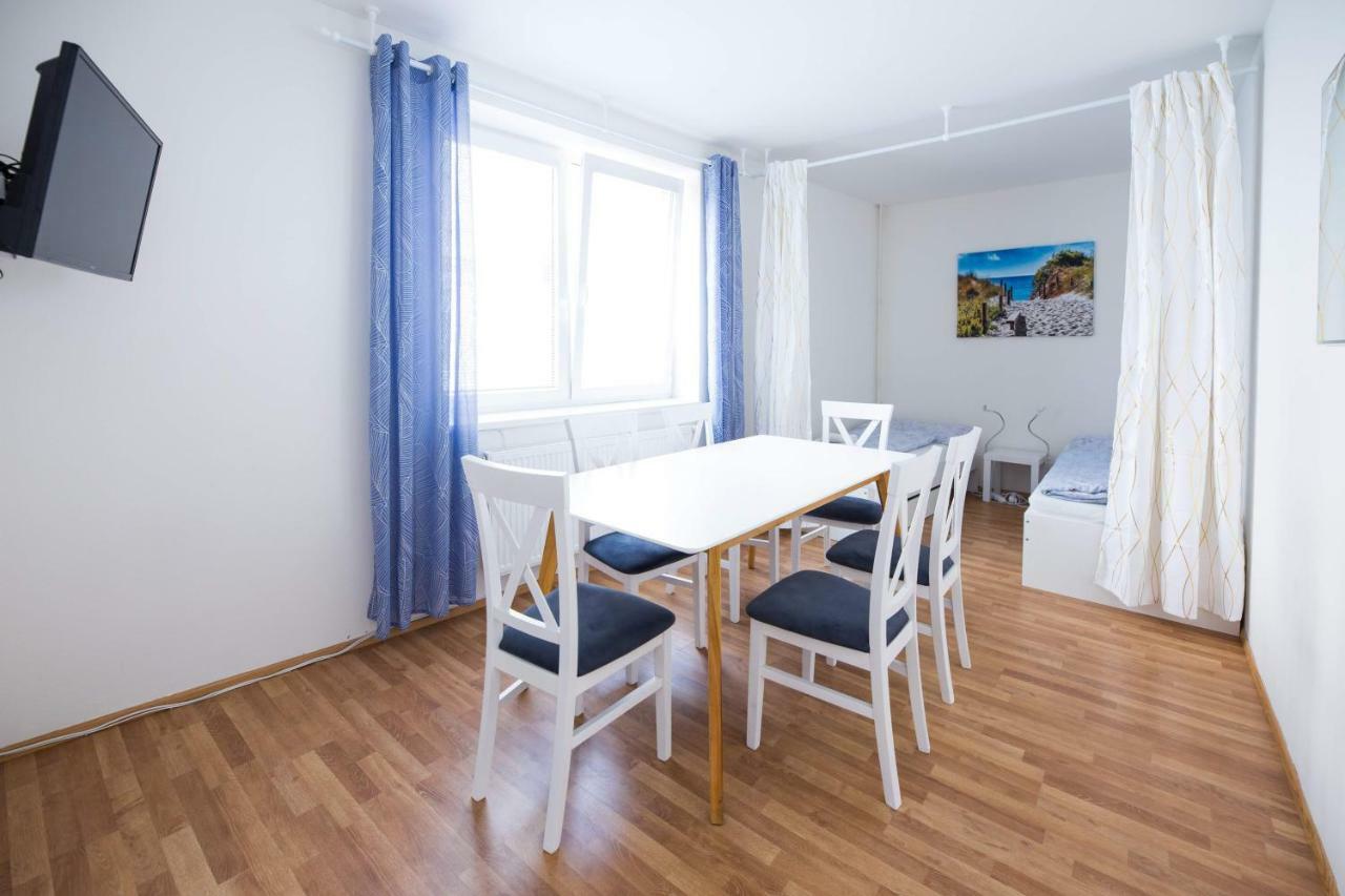Apartments Kopecna With Parking Brno Exterior photo